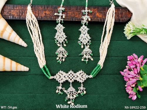 Short AD Necklace Set for Women in Light Green, photo 5 of 6