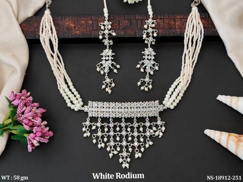 Necklace Set with Pearls in White Finish in White, photo 4 of 6