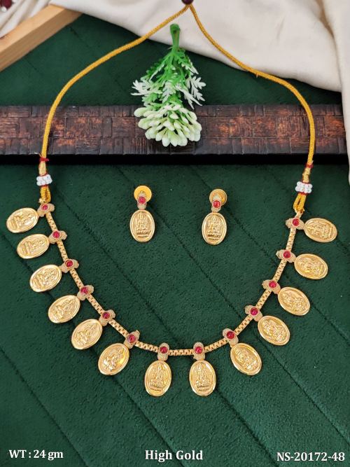 Lakshmi Necklace Set with Earrings with Stone Work in Ruby, photo 2 of 4
