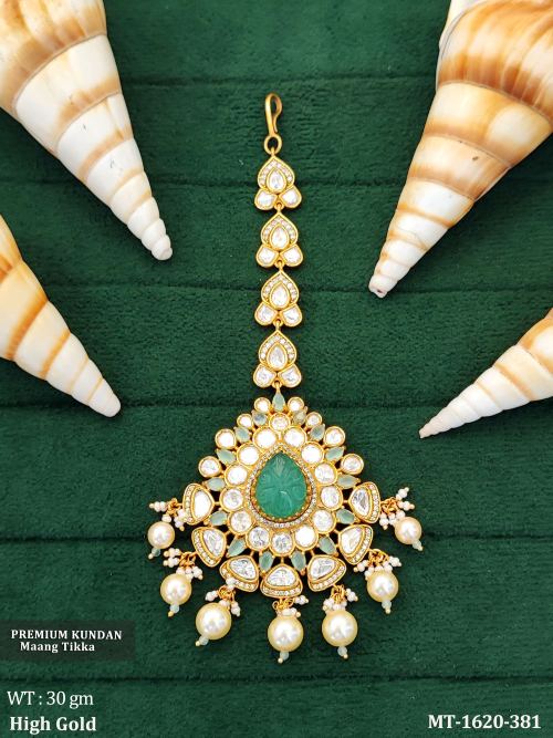 Bridal Kundan Tikka in Mint Green, photo 5 of 6