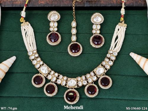 Beaded Necklace Set with Pearls in Ruby, photo 4 of 6