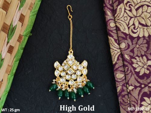 Classic Party Wear Kundan Maang Tikka with Stone Work in Green, photo 3 of 8