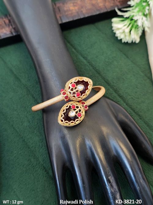 Traditional Kada in Rajwadi Finish for Women in Ruby, photo 4 of 5