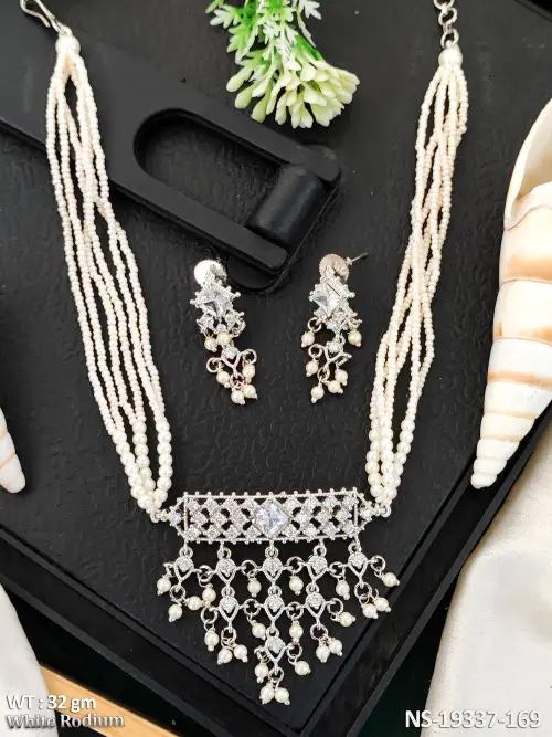 AD Jewellery Set in White Finish in White, photo 3 of 4