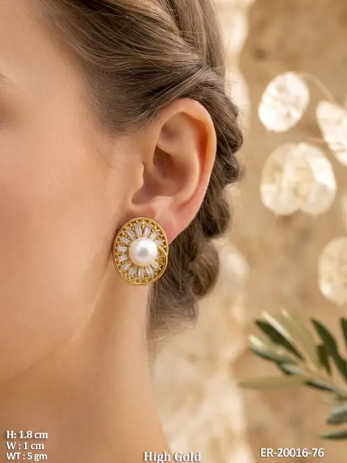 Pearl Stud Earrings with Pearls