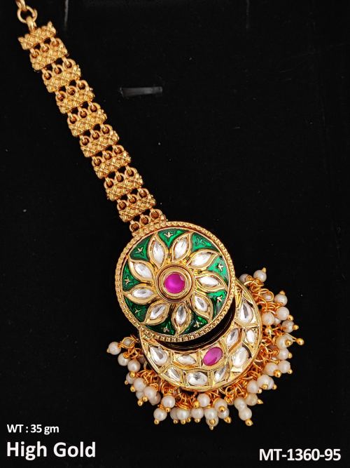 Classic Kundan Pearl Maang Tikka in Green Ruby, photo 3 of 4