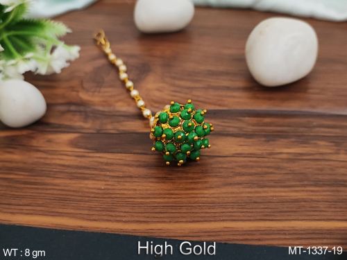 Party Wear Maang Tikka in Green, photo 3 of 4