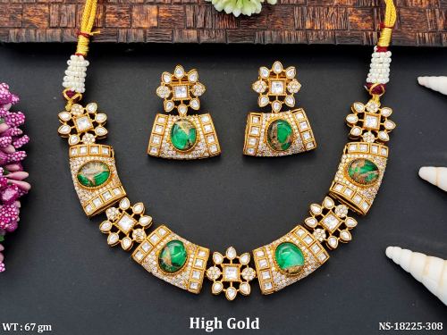 Short Stone-Studded Jewellery Set for Women