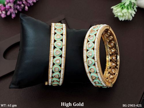 Kundan Bangle Set for Women, photo 2 of 3