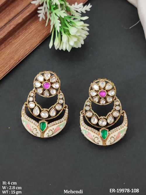 Pearl Kundan Earrings for Women in Ruby Green, photo 2 of 5
