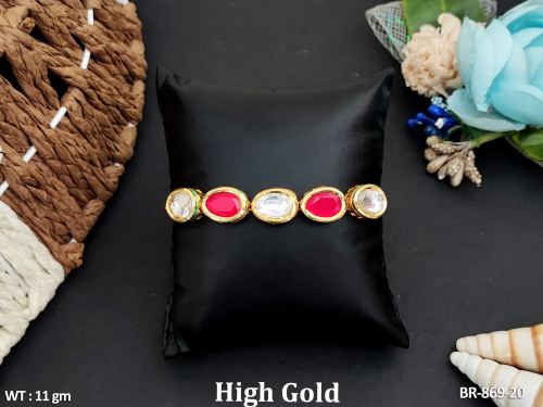 Classic Stone-Studded Kundan Bracelet for Women in Ruby, photo 2 of 7