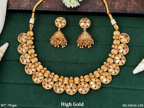 Short Antique Jewellery Set with Stone Work