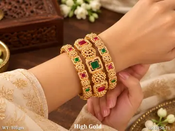 Bangles from OyeKudiye