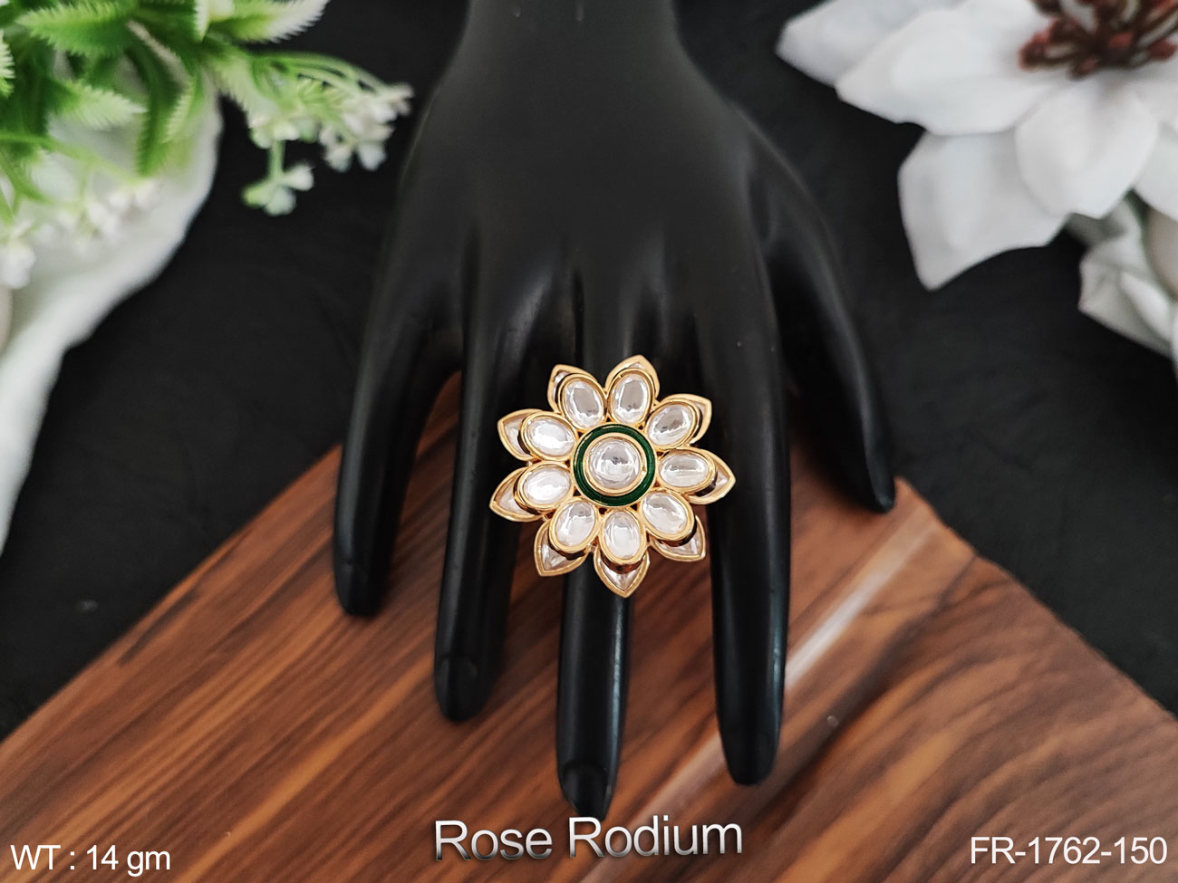 Kundan floral finger ring – Aabharana
