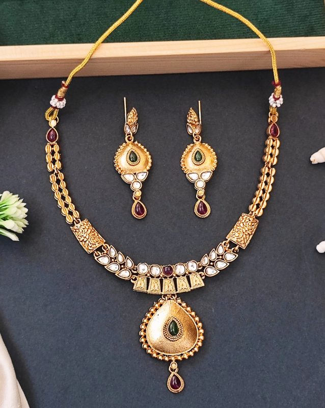 Antique Finish Tear Drop Pendant Necklace with Matching Earrings